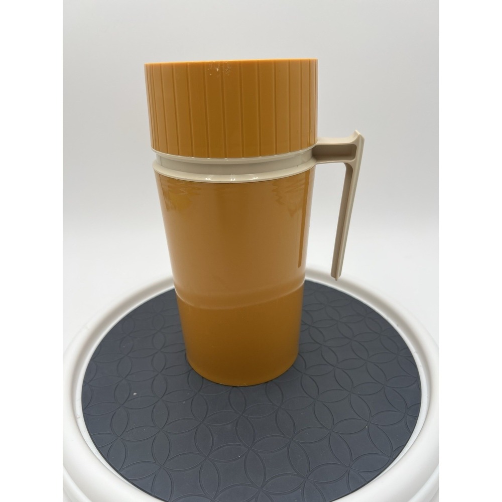 Vintage‎ Thermos Model 7202 Pint Size Mustard Yellow USA King Seeley Glass Liner